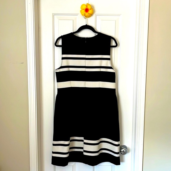 Anne Taylor LOFT Sleeveless Mini Dress with Crew Neckline - Picture 2 of 3